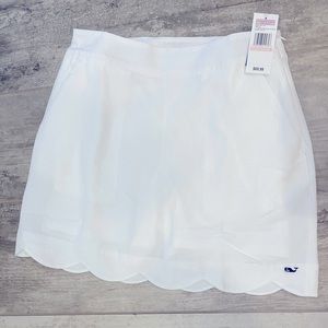 Women’s Vineyard Vines seersucker harbor scallop skort